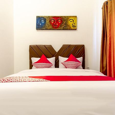 Capital O 92444 Kamojo Guest House Medan Bagian luar foto