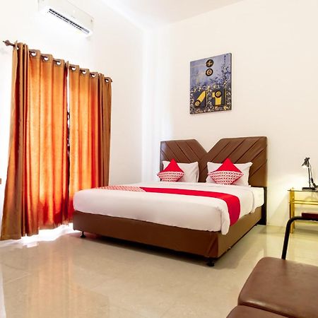 Capital O 92444 Kamojo Guest House Medan Bagian luar foto
