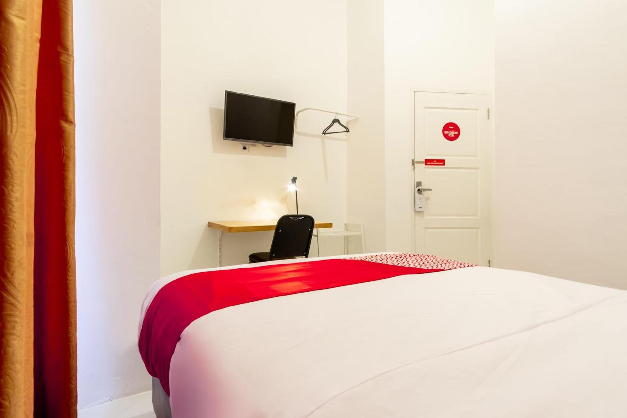 Capital O 92444 Kamojo Guest House Medan Bagian luar foto