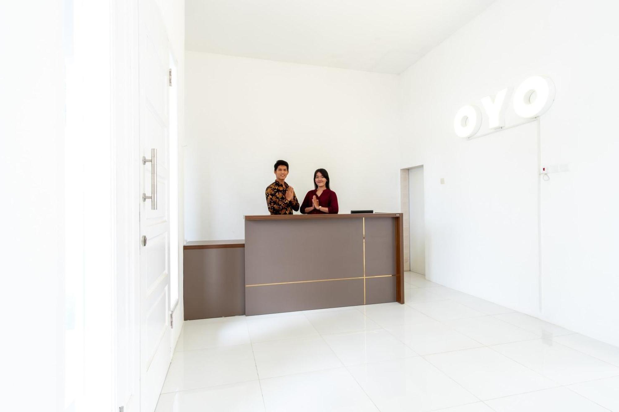Capital O 92444 Kamojo Guest House Medan Bagian luar foto